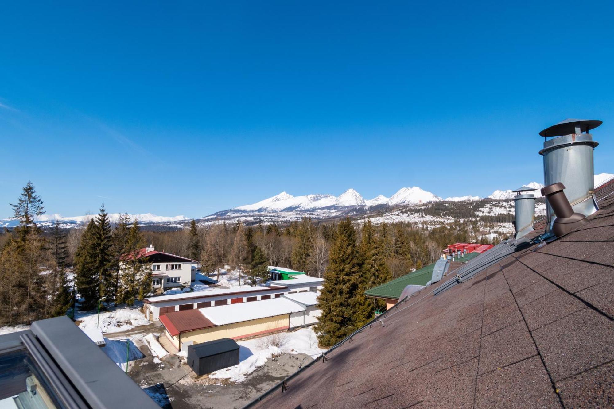 Sherpa'S Hostel High Tatras Štrbské Pleso Exterior foto